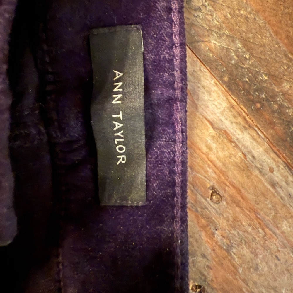 Ann Taylor black velvet pants size 2 EUC - Picture 2 of 7